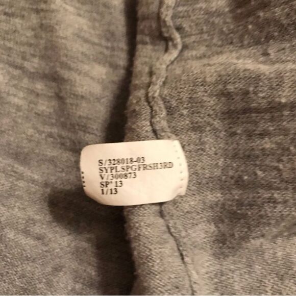 Banana Republic Women’s Gray Buttonless Cardigan Petite - Picture 9 of 9